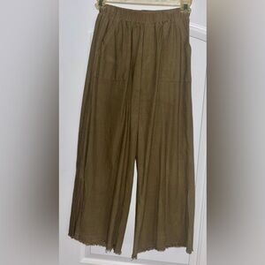 ** Anna Grace ** Boutique Women’s Flare Olive Green Pant Pants Medium M